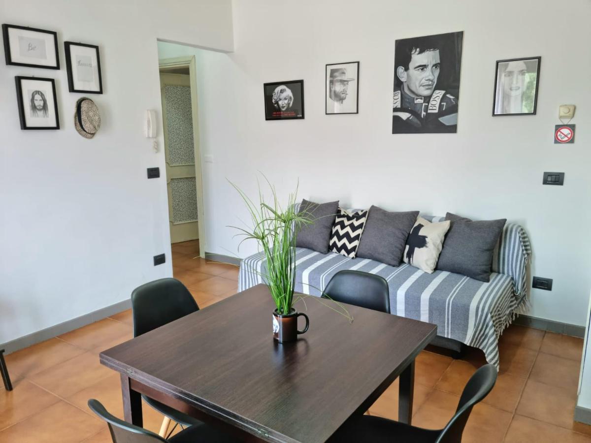 Appartamento Of Fame - Gallery With Fully Equipped Kitchen, Separate Entrance, Free Parking Olbia