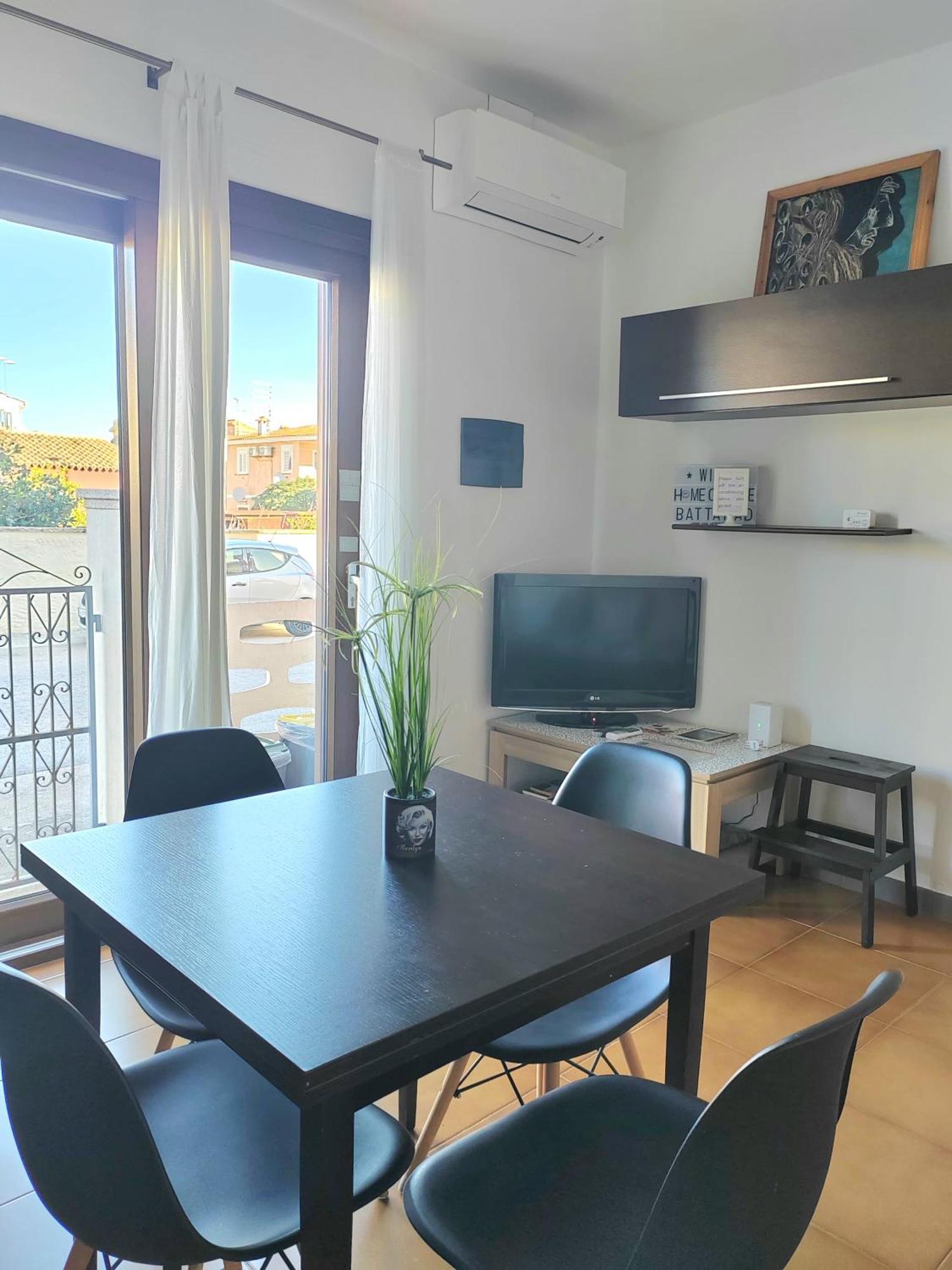 Of Fame - Gallery With Fully Equipped Kitchen, Separate Entrance, Free Parking Appartamento