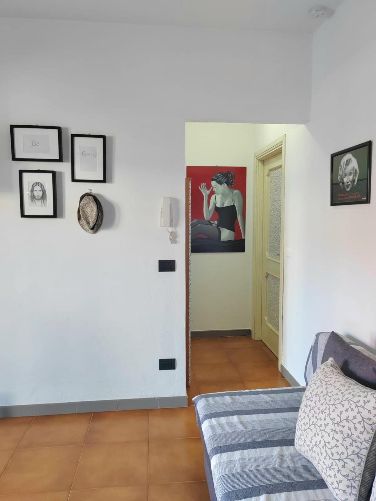 Of Fame - Gallery With Fully Equipped Kitchen, Separate Entrance, Free Parking Appartamento