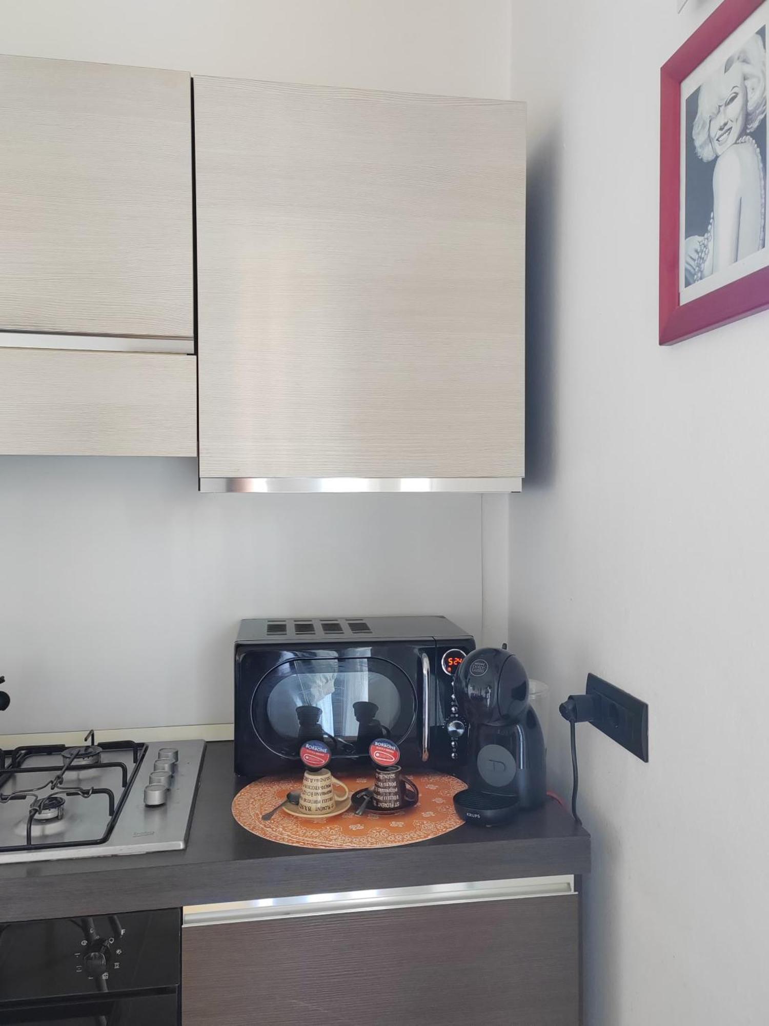 Apartment Of Fame - Gallery With Fully Equipped Kitchen, Separate Entrance, Free Parking Olbia