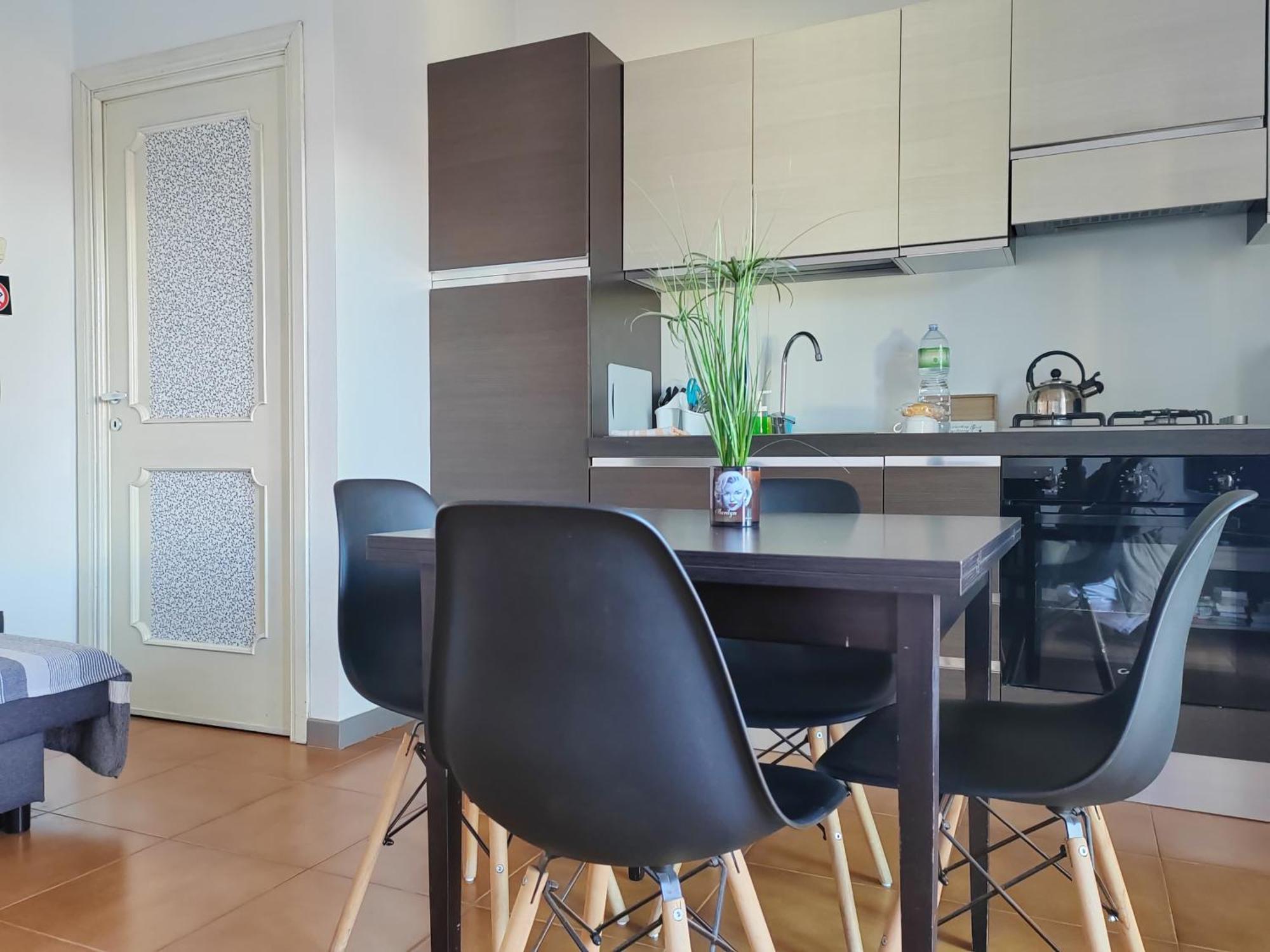 Of Fame - Gallery With Fully Equipped Kitchen, Separate Entrance, Free Parking Appartamento *