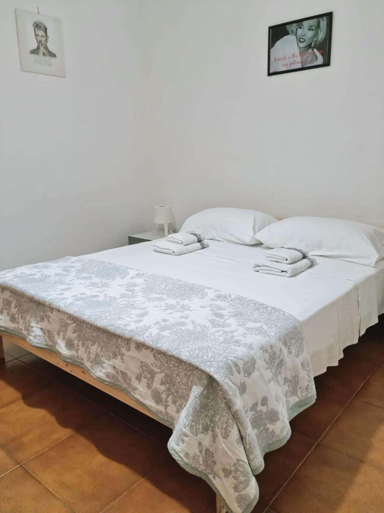 Appartamento Of Fame - Gallery With Fully Equipped Kitchen, Separate Entrance, Free Parking *